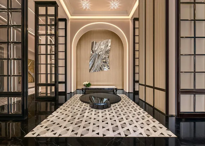The Ritz-carlton, 5* Bangkok